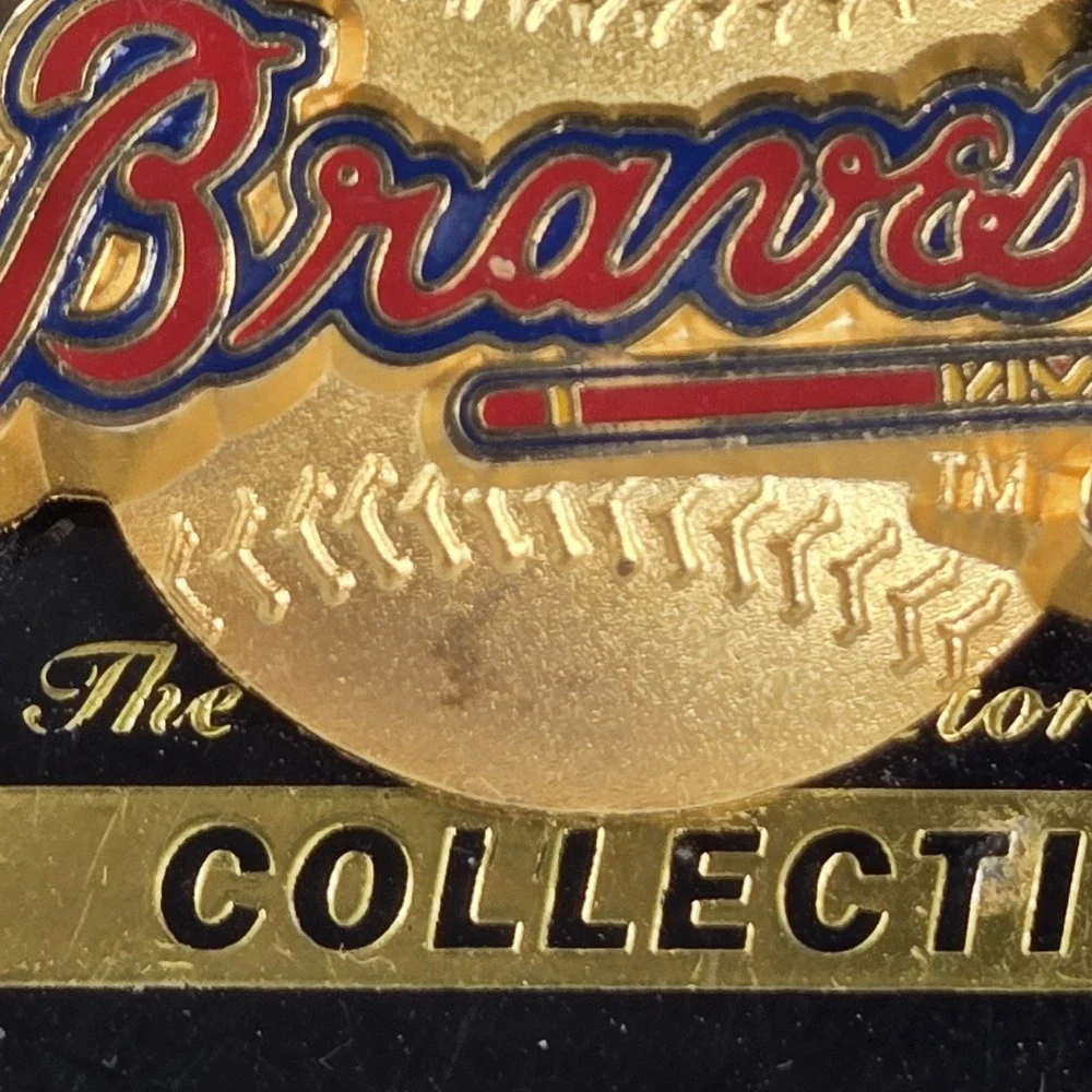 Vtg Atlanta Braves 2001 Spring‎ Training Baseball Pin Tomahawk Pro Specialties